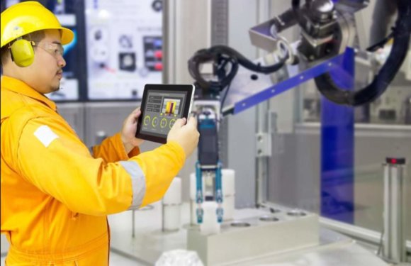 Manufacturing Robots and Their Interaction with Factory Employees